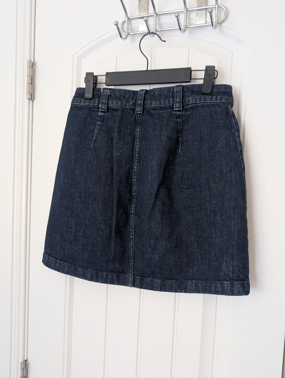 Dark Wash Denim Front-Zip Mini Skirt - 4 - Picture 6 of 8